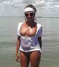 a female living in Jacksonville Beach, Florida